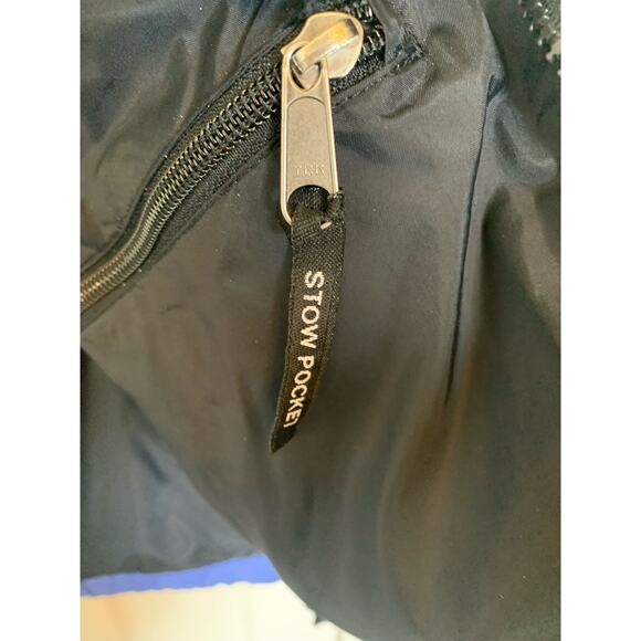 The North Face winter coat women’s medium  blue hooded - Picture 11 of 16